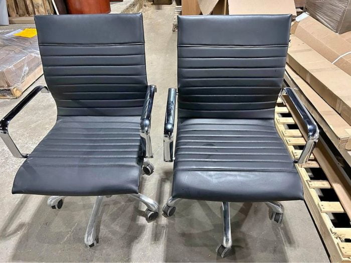 Woodstock Janis Chair